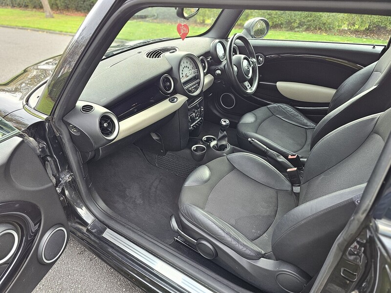 Used MINI Hatch 2011 for sale - 77100125: Photo 25