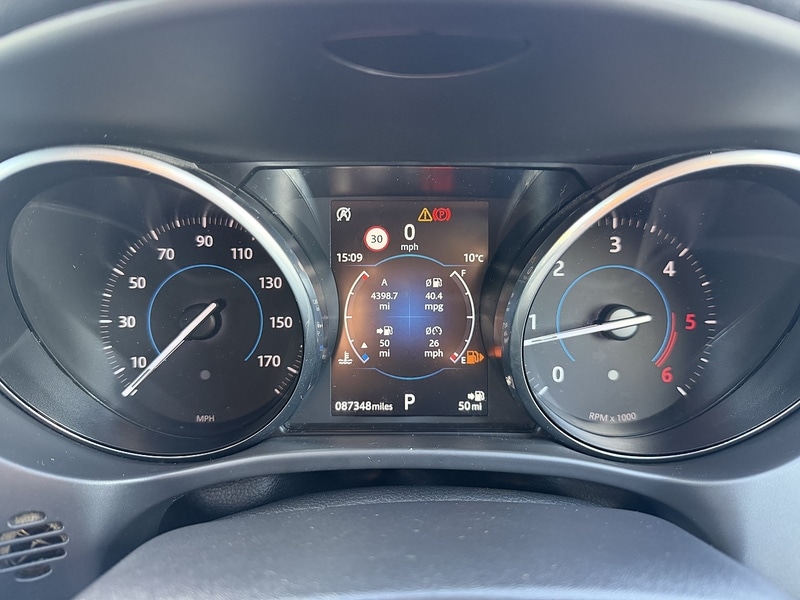 Used Jaguar F-Pace 2017 for sale - 76445908: Photo 14