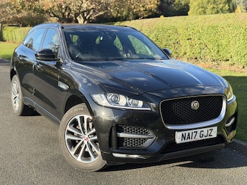 Used Jaguar F-Pace 2017 for sale - 76445908: Photo