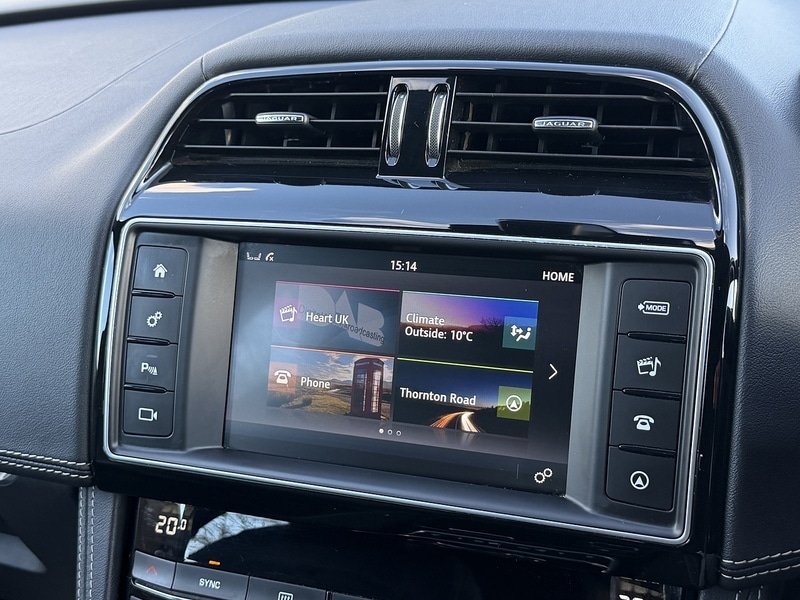 Used Jaguar F-Pace 2017 for sale - 76445908: Photo 23