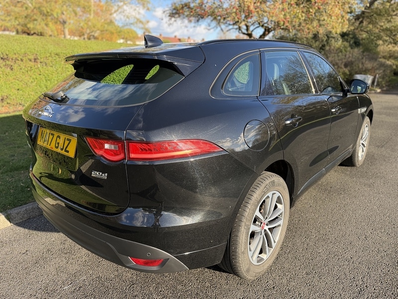 Used Jaguar F-Pace 2017 for sale - 76445908: Photo 3