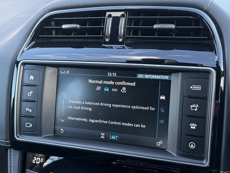 Used Jaguar F-Pace 2017 for sale - 76445908: Photo 34