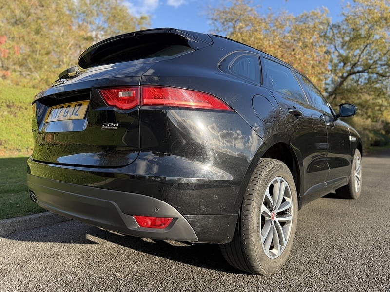 Used Jaguar F-Pace 2017 for sale - 76445908: Photo 4
