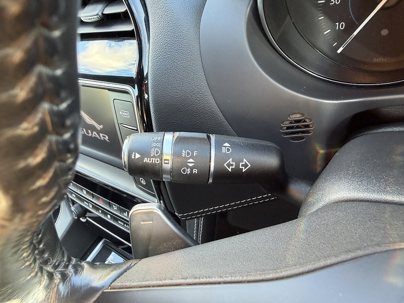 Used Jaguar F-Pace 2017 for sale - 76445908: Photo 43