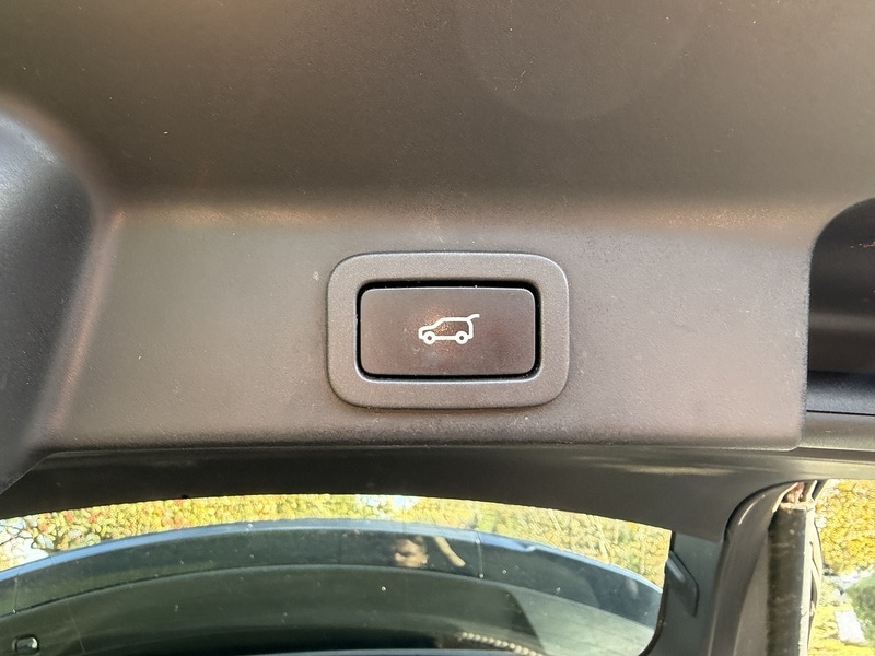 Used Jaguar F-Pace 2017 for sale - 76445908: Photo 50