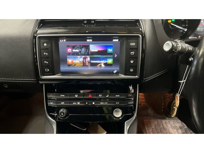 Used Jaguar XE 2017 for sale - 78010852: Photo 10