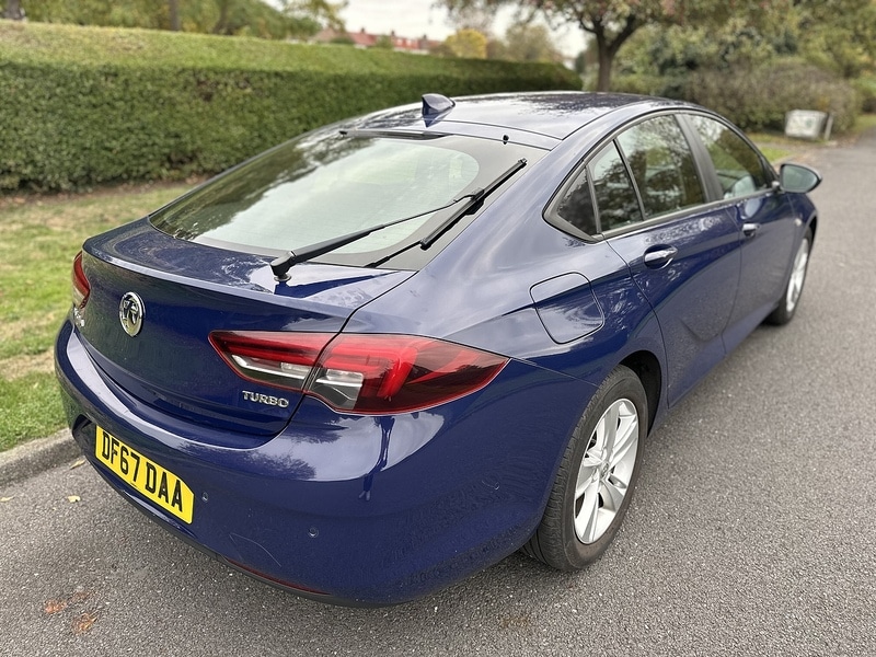 Used Vauxhall Insignia 2017 for sale - 76351783: Photo 3