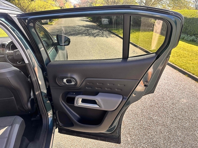 Vehicle 28