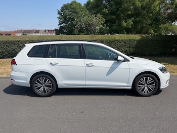 Used Volkswagen Golf 2019 for sale - 79251335: Photo