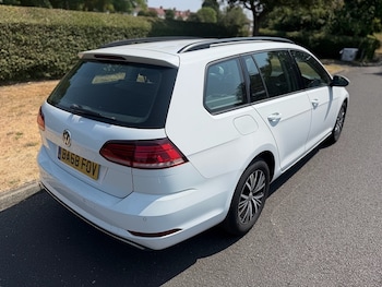 Used Volkswagen Golf 2019 for sale - 79251335: Photo