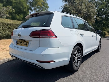 Used Volkswagen Golf 2019 for sale - 79251335: Photo