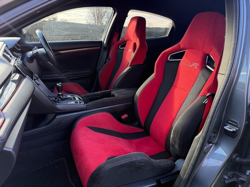 Used Honda Civic 2017 for sale - 77635235: Photo 18