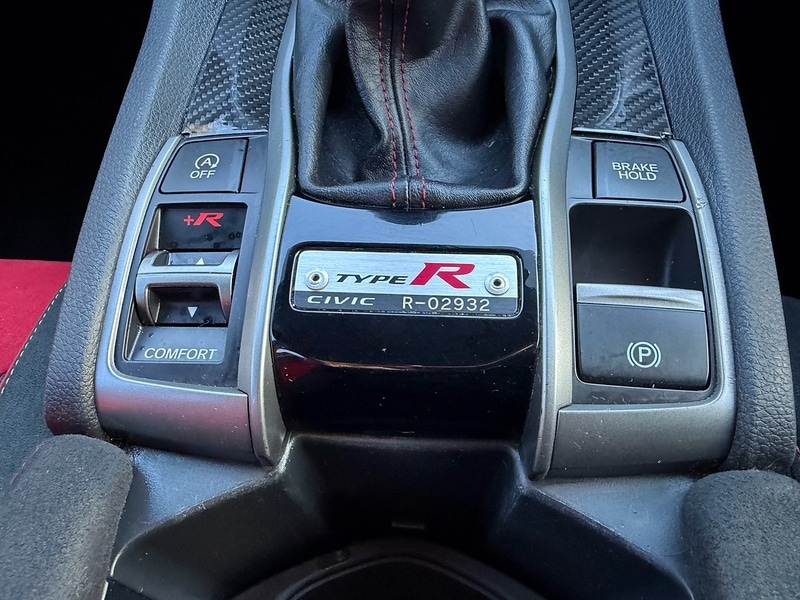 Used Honda Civic 2017 for sale - 77635235: Photo 50