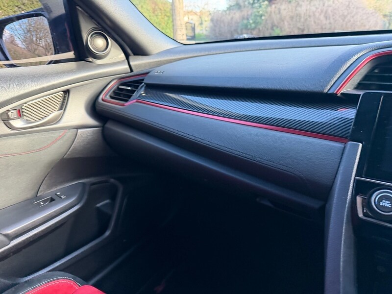 Used Honda Civic 2017 for sale - 77635235: Photo 51