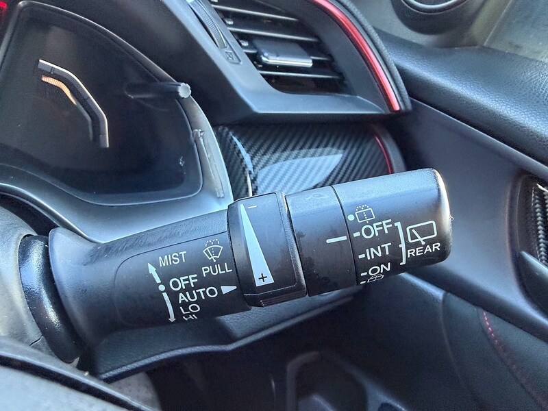 Used Honda Civic 2017 for sale - 77635235: Photo 57