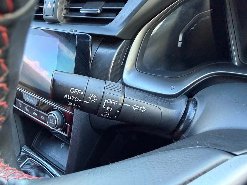 Used Honda Civic 2017 for sale - 77635235: Photo 58