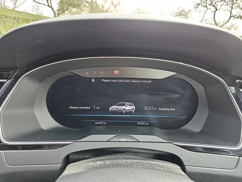 Used Volkswagen Passat 2018 for sale - 76844672: Photo 12