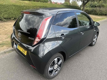 Used Toyota AYGO 2017 for sale - 75681009: Photo
