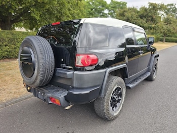 Used Toyota FJ Cruiser 2016 for sale - 79470783: Photo