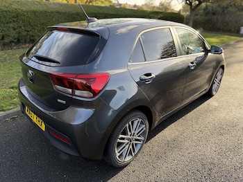 Used Kia Rio 2017 for sale - 76383146: Photo