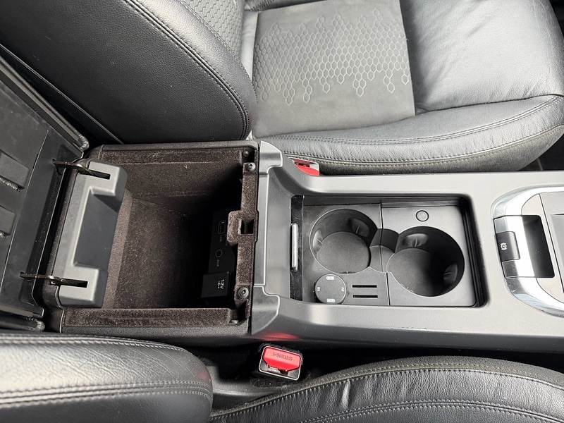 Used Land Rover Discovery Sport 2015 for sale - 76919757: Photo 33