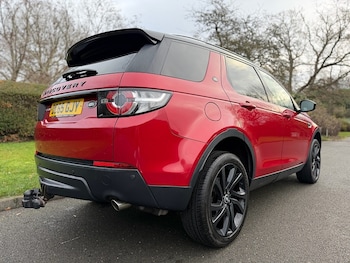 Used Land Rover Discovery Sport 2015 for sale - 76919757: Photo