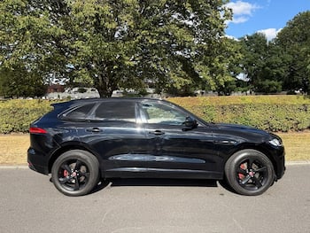 Used Jaguar F-Pace 2019 for sale - 79703024: Photo