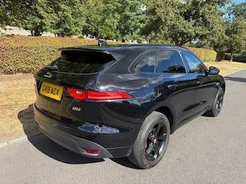 Used Jaguar F-Pace 2019 for sale - 79703024: Photo