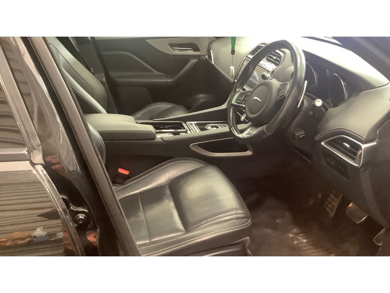 Used Jaguar F-Pace 2018 for sale - 78010857: Photo 7
