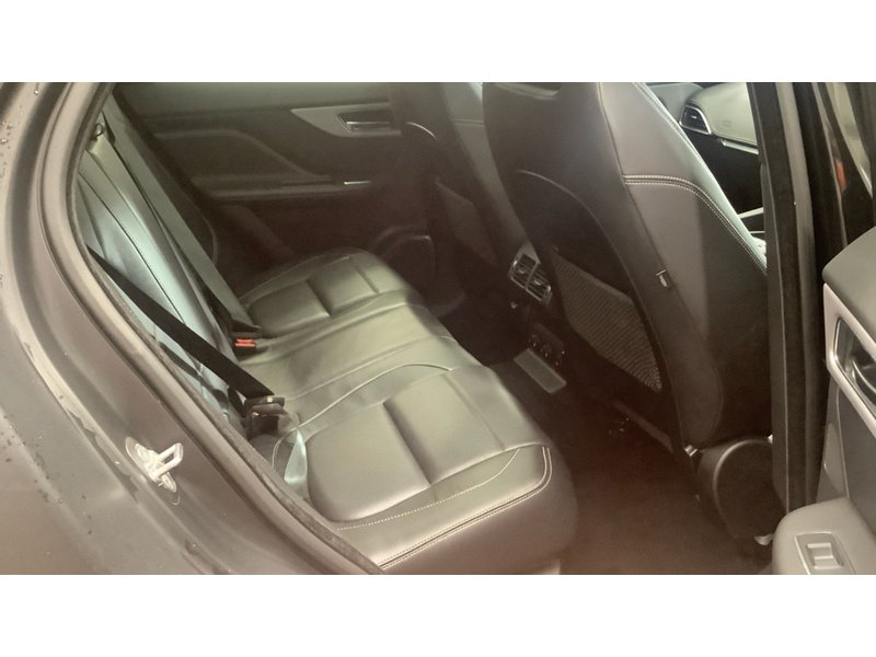 Used Jaguar F-Pace 2018 for sale - 78010857: Photo 8