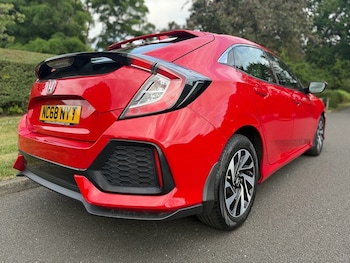 Used Honda Civic 2019 for sale - 79435657: Photo