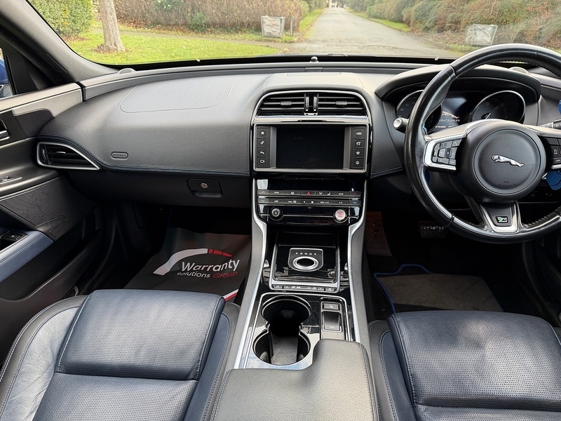 Used Jaguar XE 2015 for sale - 76941694: Photo 15