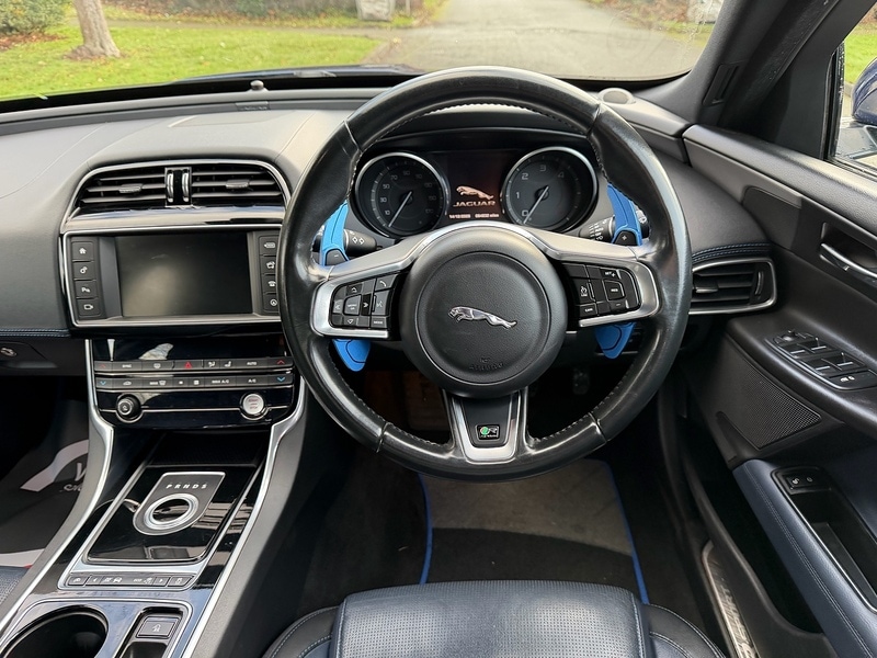 Used Jaguar XE 2015 for sale - 76941694: Photo 16