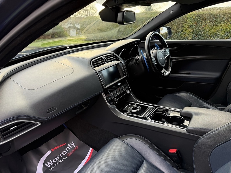 Used Jaguar XE 2015 for sale - 76941694: Photo 17