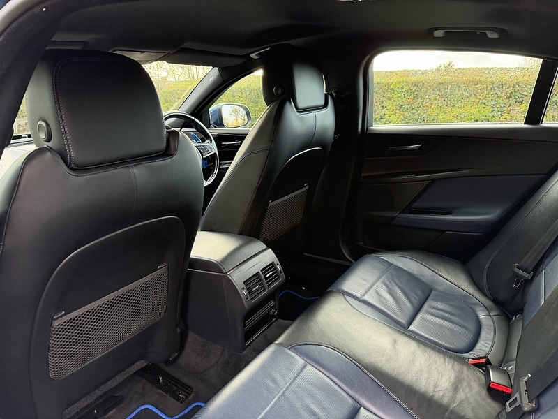 Used Jaguar XE 2015 for sale - 76941694: Photo 20