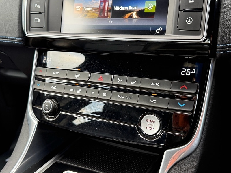 Used Jaguar XE 2015 for sale - 76941694: Photo 35