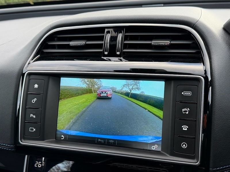 Used Jaguar XE 2015 for sale - 76941694: Photo 37