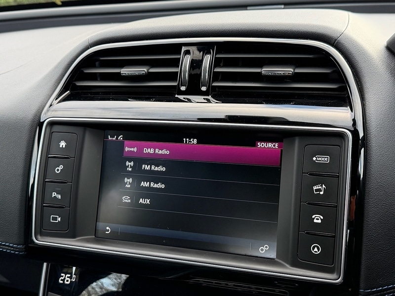 Used Jaguar XE 2015 for sale - 76941694: Photo 38