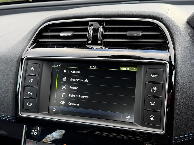 Used Jaguar XE 2015 for sale - 76941694: Photo 42