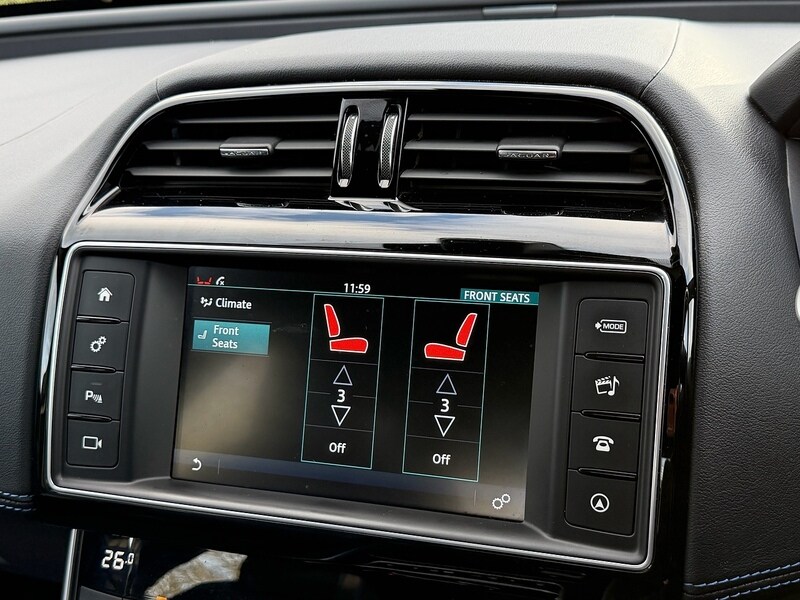 Used Jaguar XE 2015 for sale - 76941694: Photo 45