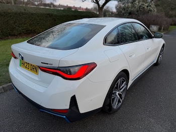 Used BMW i4 2023 for sale - 77370314: Photo