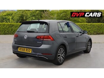 Used Volkswagen Golf 2018 for sale - 78207356: Photo