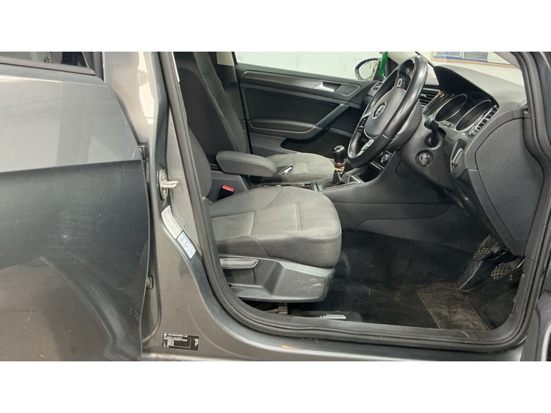 Used Volkswagen Golf 2018 for sale - 78207356: Photo 7