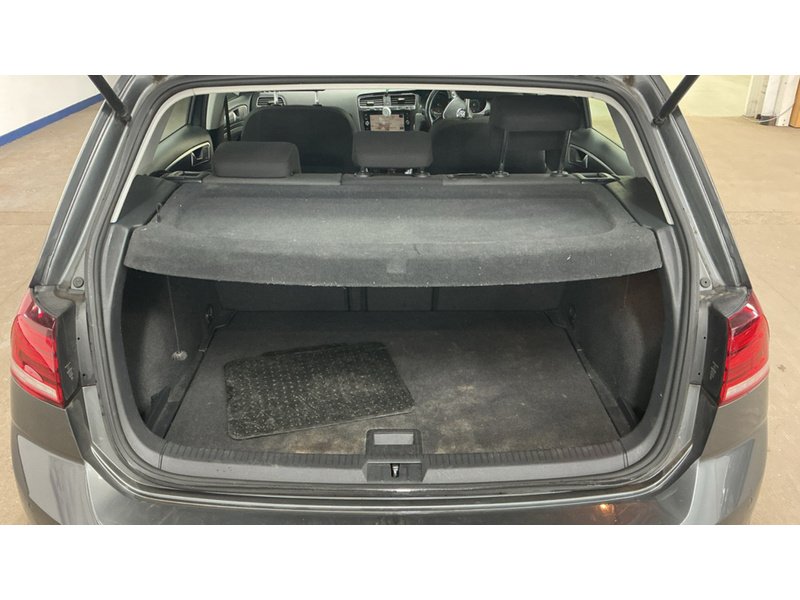 Used Volkswagen Golf 2018 for sale - 78207356: Photo 9