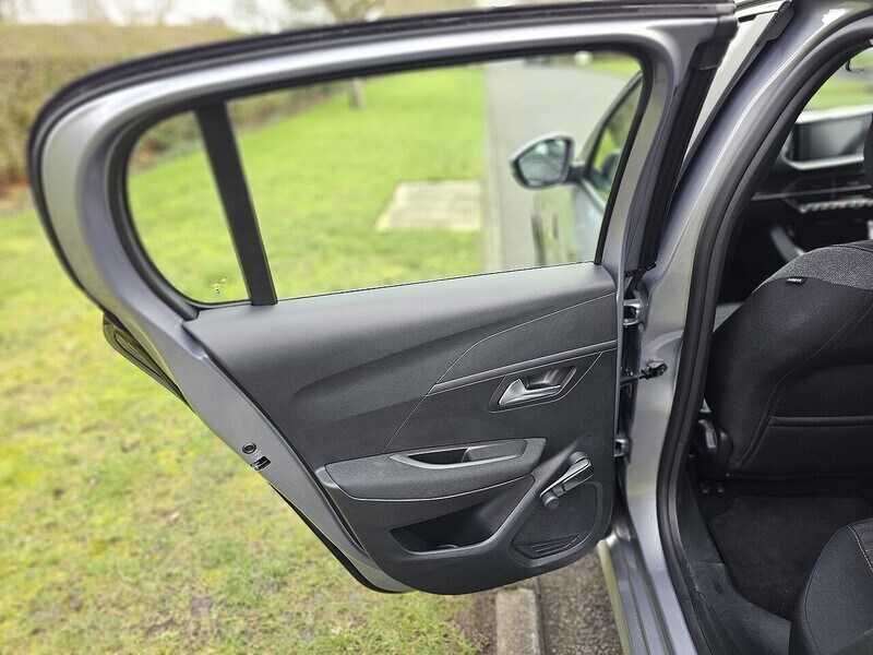 Used Peugeot E-208 2026 for sale - 77351163: Photo 39