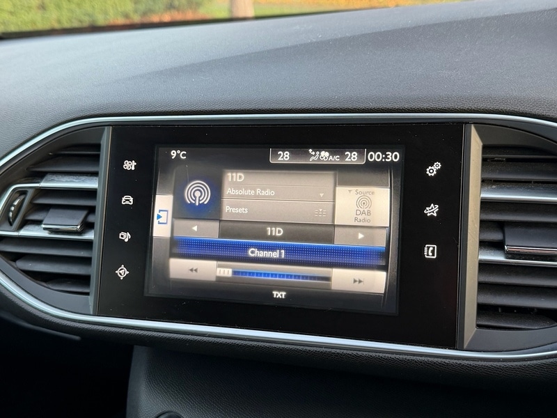 Used Peugeot 308 2016 for sale - 76941696: Photo 34