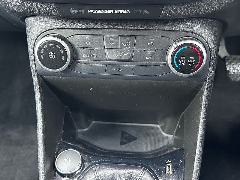 Used Ford Fiesta 2019 for sale - 76292188: Photo 35