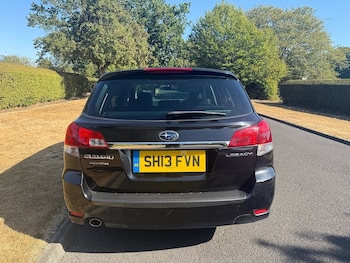 Used Subaru Legacy 2013 for sale - 79511384: Photo