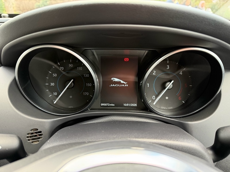 Used Jaguar XE 2019 for sale - 77164678: Photo 14