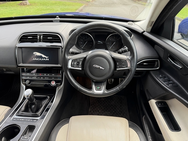Used Jaguar XE 2019 for sale - 77164678: Photo 16
